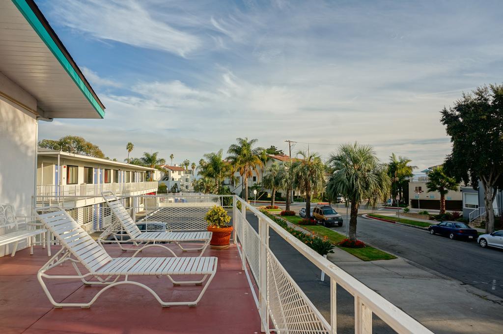 Pacific Crest Hotel Santa Barbara Exterior photo
